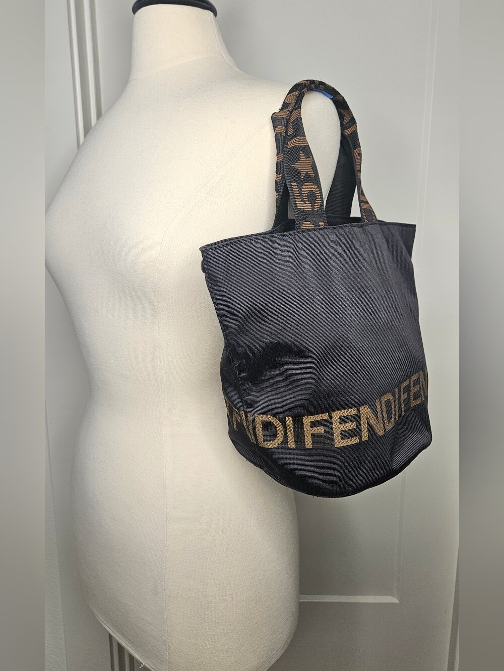 Authentic Vintage Fendi Y2K Black Logo Tote Shopper FF Bucket Bag Made Italy